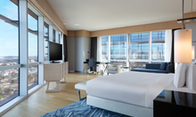 Corner, Senior & Tower Suite / Bedroom