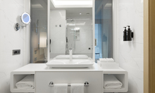  Deluxe Room - Executive Room – Family Suite / Bathroom I